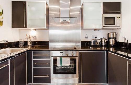 Grand Canal Dock Apartment | 190 m² Apartment ∙ 3 bedrooms ∙ 7 guests