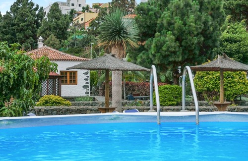 Buen Paso House | 190 m² Finca ∙ 4 bedrooms ∙ 6 guests