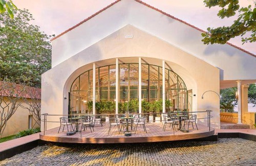 Con Son Hotel | 190 m² Hotel ∙ 10 guests