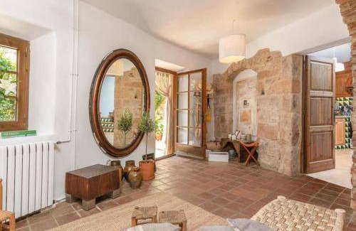 Peratallada House | 190 m² House ∙ 4 bedrooms ∙ 7 guests