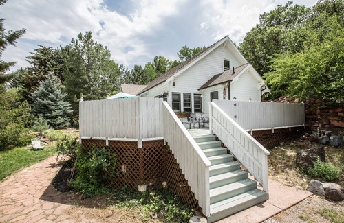 Glenwood Springs House | 1908 Remodeled Home-Cozy, Relaxing, Private, Surrounded by Nature