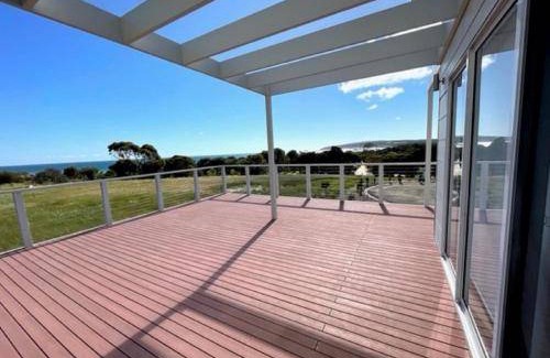Emu Bay Villa | 191 m² Villa ∙ 4 bedrooms ∙ 7 guests