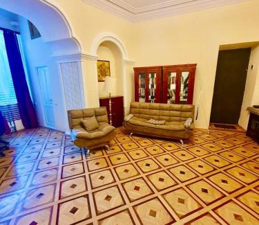 Chugureti Apartment | 1912 Heritage Charm