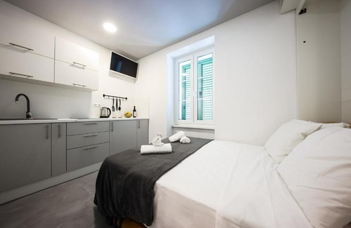 Zadar Old Town Apartment | 1914 Studio Apartments