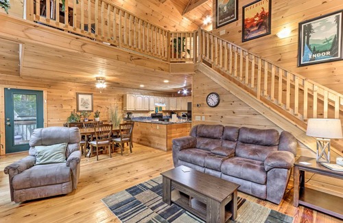 Eagle Mountain House | 192 m² House ∙ 3 bedrooms ∙ 8 guests