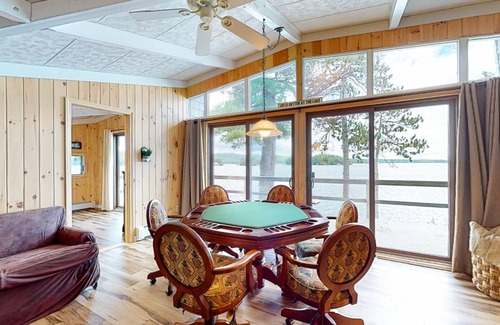 Alton Bay House | 192 m² House ∙ 4 bedrooms ∙ 8 guests