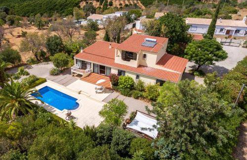 Quelfes Villa | 192 m² Villa ∙ 3 bedrooms ∙ 8 guests