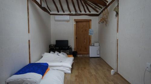 Jeonju House | 1928 Suimmaru Hanok Guesthouse
