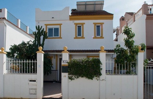 Nueva Andalucia House | 193 m² House ∙ 4 bedrooms ∙ 8 guests