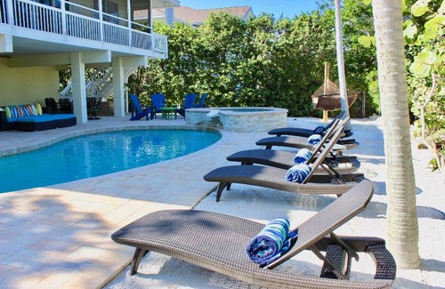 Anna Maria House | 193 m² House ∙ 4 bedrooms ∙ 12 guests