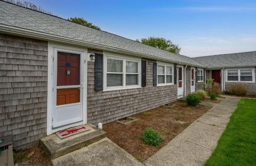 Dennis Port House | 194 Captain Chase Road Dennis Port Cape Cod - - Beach Retreat I