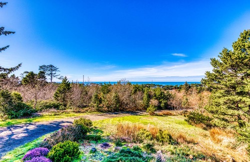 Seal Rock House | 194 m² House ∙ 3 bedrooms ∙ 6 guests