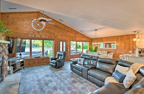Newville House | 195 m² House ∙ 3 bedrooms ∙ 13 guests