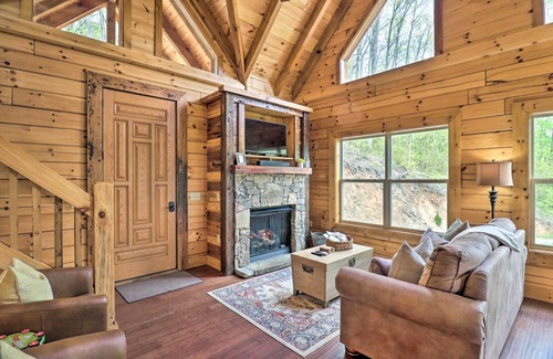 Bryson City House | 195 m² House ∙ 3 bedrooms ∙ 8 guests