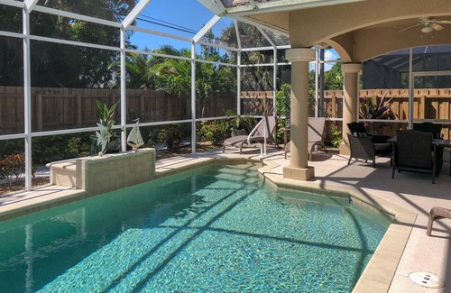 Naples Park House | 195 m² House ∙ 3 bedrooms ∙ 8 guests