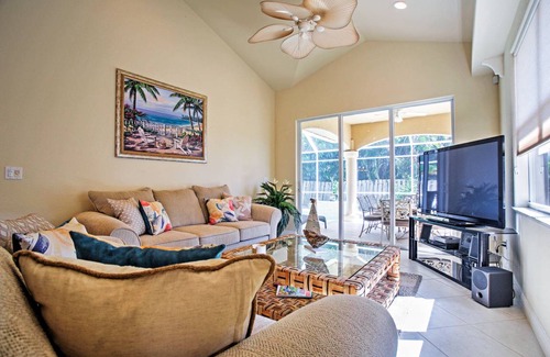 Naples Park House | 195 m² House ∙ 3 bedrooms ∙ 8 guests