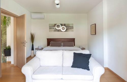 Kalambaka Apartment | 1951 Suites