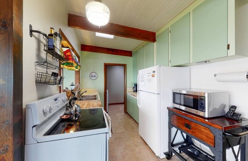Seal Rock House | 196 m² House ∙ 3 bedrooms ∙ 8 guests