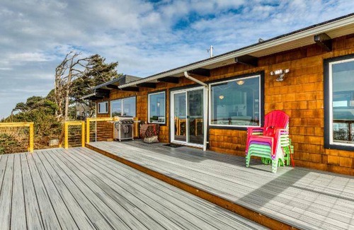Seal Rock House | 196 m² House ∙ 3 bedrooms ∙ 8 guests