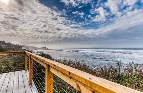 Seal Rock House | 196 m² House ∙ 3 bedrooms ∙ 8 guests