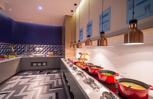 Hailing District Hotel | 198 m² Hotel ∙ 3 bedrooms ∙ 127 guests