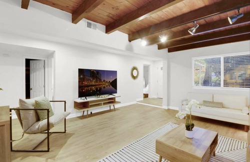San Carlos House | 198 m² House ∙ 5 bedrooms ∙ 16 guests