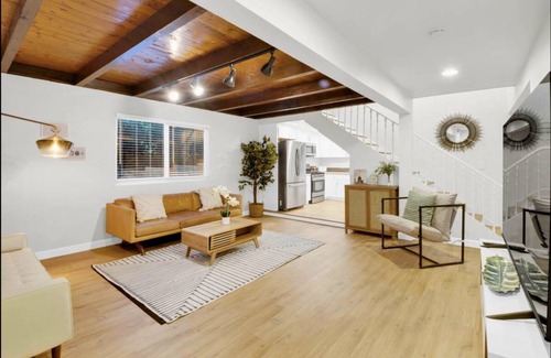 San Carlos House | 198 m² House ∙ 5 bedrooms ∙ 16 guests