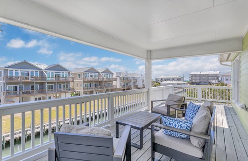 Topsail Beach House | 198 m² House ∙ 4 bedrooms ∙ 8 guests