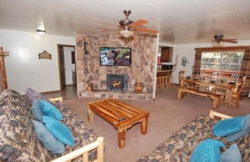 Tahoe Paradise House | 1987 Cherokee St, home