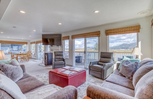 Nehalem House | 199 m² House ∙ 3 bedrooms ∙ 8 guests