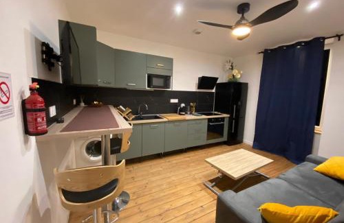 Tulle Apartment | 19B - Le Bastille a cosy apartment in a great location