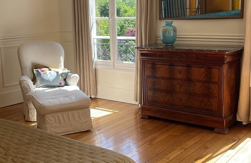 Andresy House | 19th century mansion short term rental near Paris