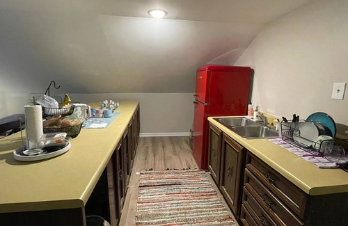 Clairmont Heights Apartment | 1bd/1ba apt. walkable area near Emory, nature trails, available Sep. 14th