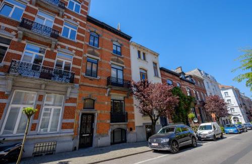 Postel Apartment | 1bd apartment with garden Brugmann area