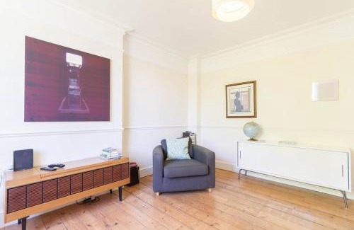 Woodberry Down Apartment | 1BD Flat Stoke Newington Well Connected CityCentre
