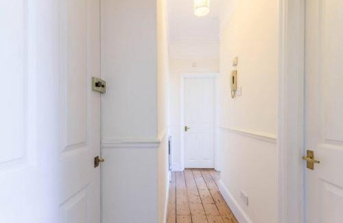 Woodberry Down Apartment | 1BD Flat Stoke Newington Well Connected CityCentre