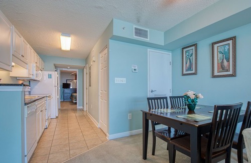 Crescent Beach Condo | 1BD Oceanfront-Indoor/Outdoor Pool-Winter Specials