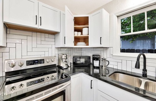 Wichita House | 1BD Retreat! ~Hidden Sunshine~