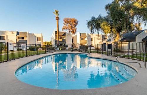 Los Olivos Apartment | 1bd1bathking Bed,pool,central,wifi,wd