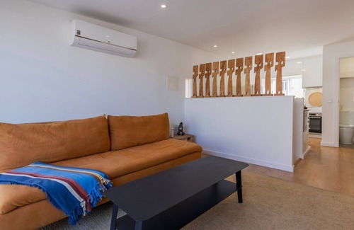 Merces Apartment | 1BDR Apartment w/AC and Terrace by LovelyStay