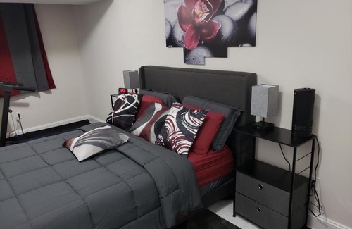 Dale City House | 1bed/1bath basement appartment with private GYM