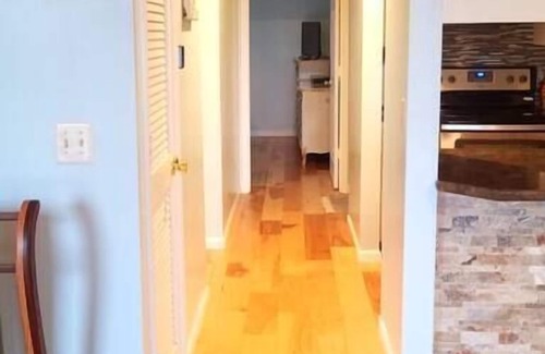 Table Rock Condo | 1bed/1bath King! Pool & Hot Tub! Kitchen! Gated Community!