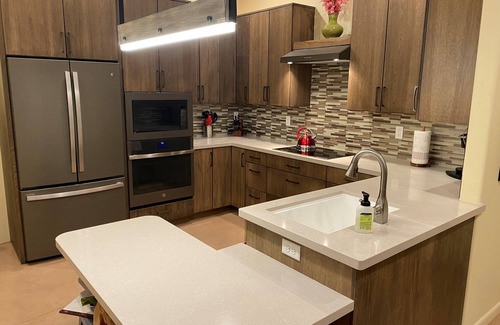 Tucson House | 1Bed/1Bath/Living/Office - Newly Built Guesthouse with Stunning Mountain Views