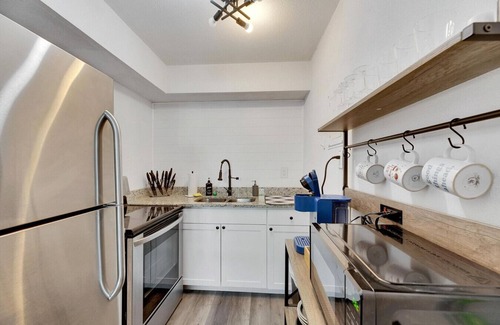 Sun Bay South Apartment | 1Bed/1Bath Pet-Friendly Condo Near Gandy