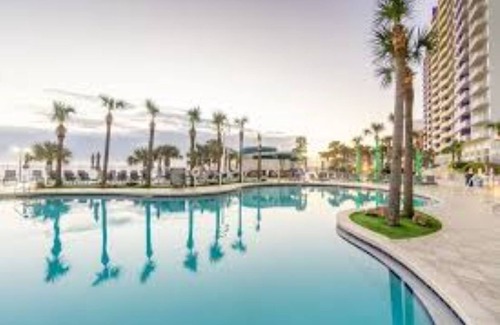 Daytona Beach Hotel | 1Bed/1Bath Suite. Daytona Beach, FL!