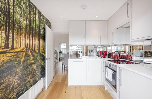 Parsons Green and Walham Apartment | 1Bed Apartment - Convenient Location - PetsAllowed