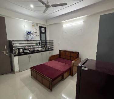 South West Apartment | 1BHK Luxury Max Stay