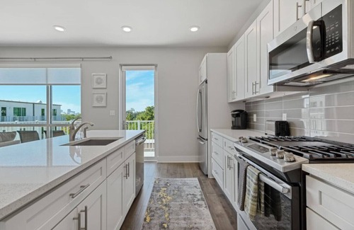 Bywater Condo | 1BR/1.5BA Luxury Bywater Condo In New Orleans!