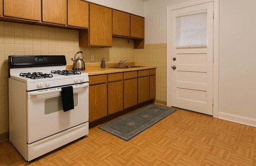 Cragin Apartment | 1BR 1BA Windy City Hideout - Lockwood rep