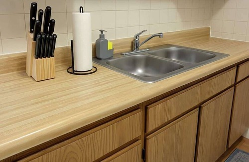 Cragin Apartment | 1BR 1BA Windy City Hideout - Lockwood rep